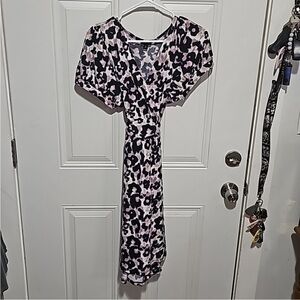 EUC pink and navy cheetah dress